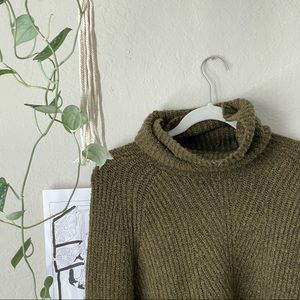 madewell turtleneck